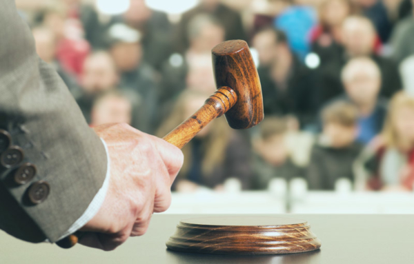 Nelle vendita all’asta la base imponibile è il prezzo di acquisto